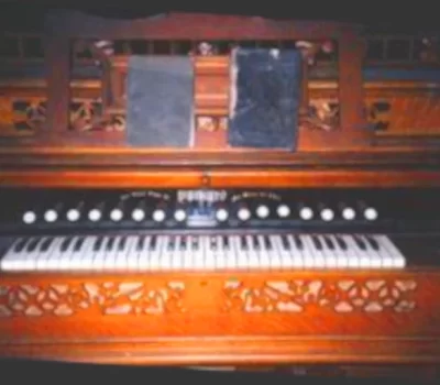 1898 Packard Reed Organ